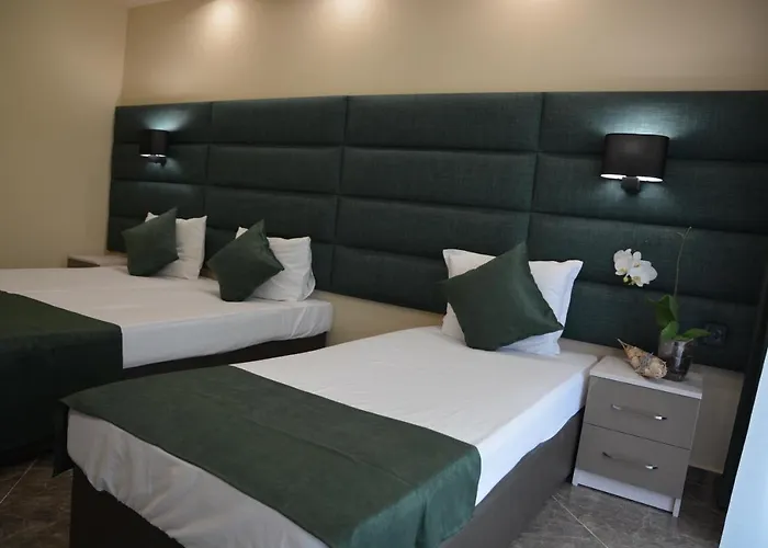 Neva Szálloda Kiten