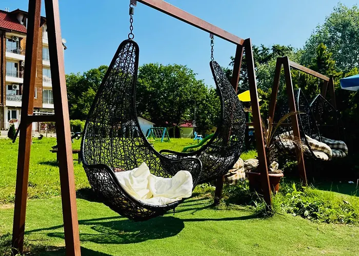 Neva Szálloda Kiten