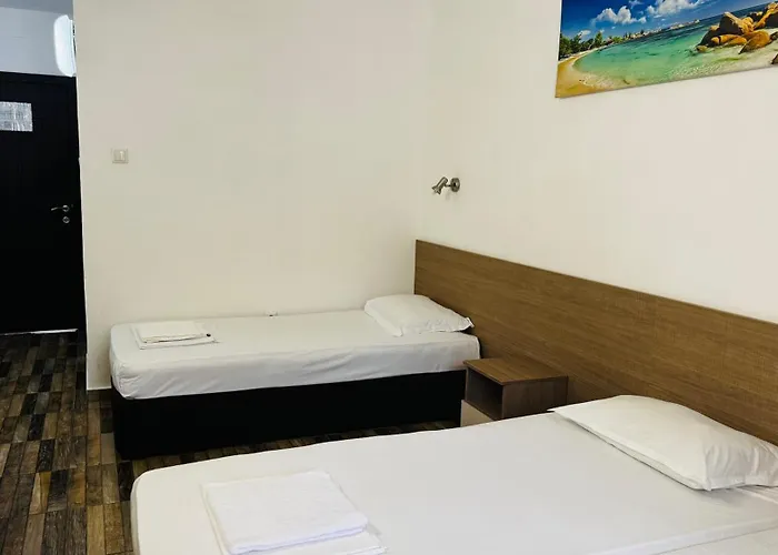 Neva Szálloda Kiten