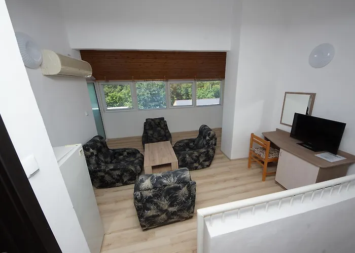 Szálloda Neva Kiten