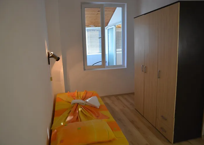 Szálloda Neva Kiten