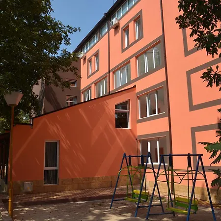 Hotel Neva 2*